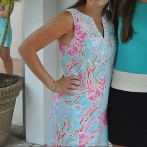 Lilly Pulitzer v neck sleeveless dress size 8